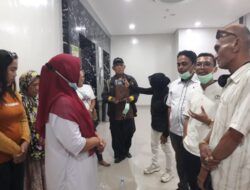 Management PT.IMG dan SMSI Kota Dan SMSI Kabupaten Bekasi Sambangi Wartawan Sakit Keras Di RS.Ananda Babelan