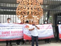 LSM BKPK Demo Ke Mendagri Desak Pencopotan PJ.Bupati Bekasi