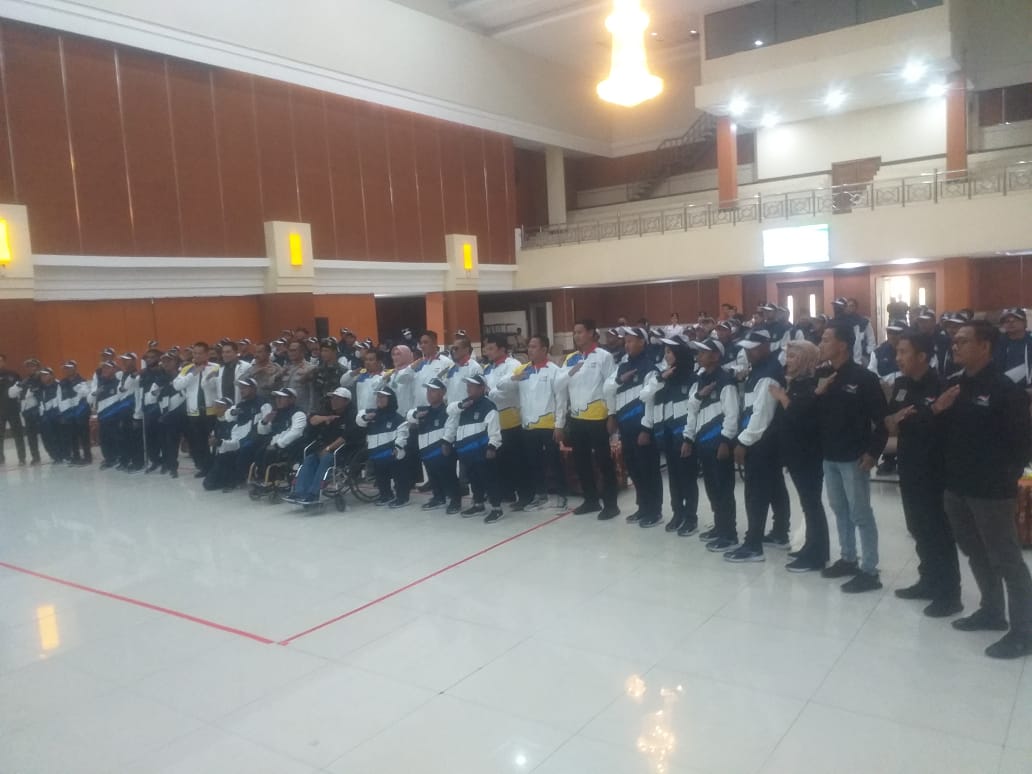 228 Atlet NPCI Kabupaten Bekasi dilepas Secara Resmi di Peparda VI Jabar