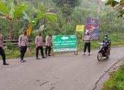 Semeru Erupsi, Polres Lumajang Siagakan Personil di Jalur Penyeberangan Curah Kobokan