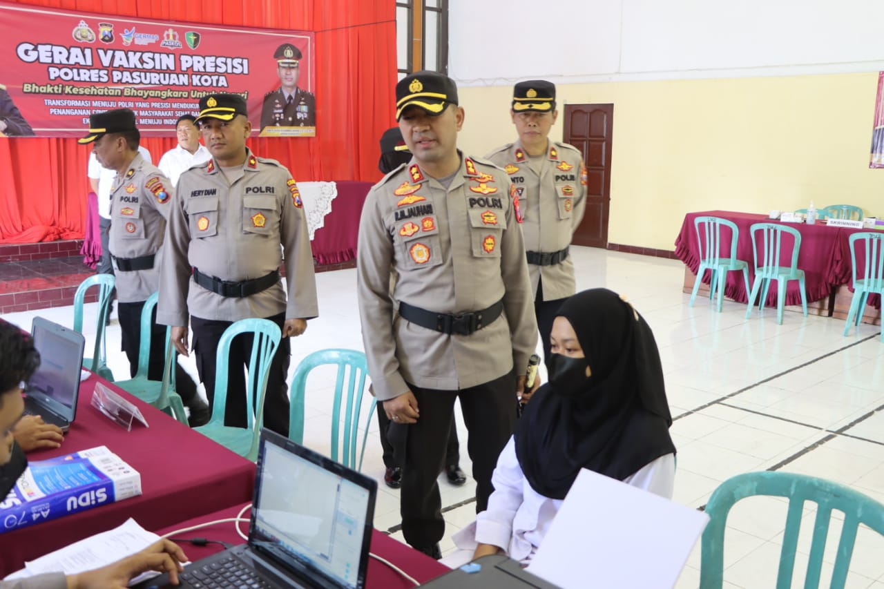 Jelang Libur Nataru, Polres Pasuruan Kota Gelar Vaksin Massal