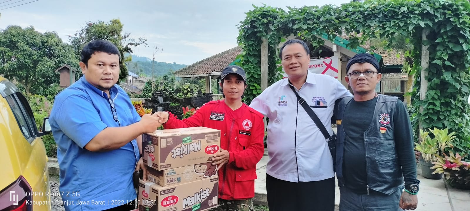 SMSI Kabupaten Bekasi, Aliansi Ormas Bekasi dan KETUM PPDI Salurkan Bantuan Untuk Penyandang Disabilitas Korban Gempa Cianjur