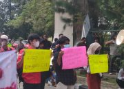 Aksi Demo GMNI Desak DPRD Kabupaten Bekasi Gunakan Hak Interpelasi PJ Bupati dan Sekda