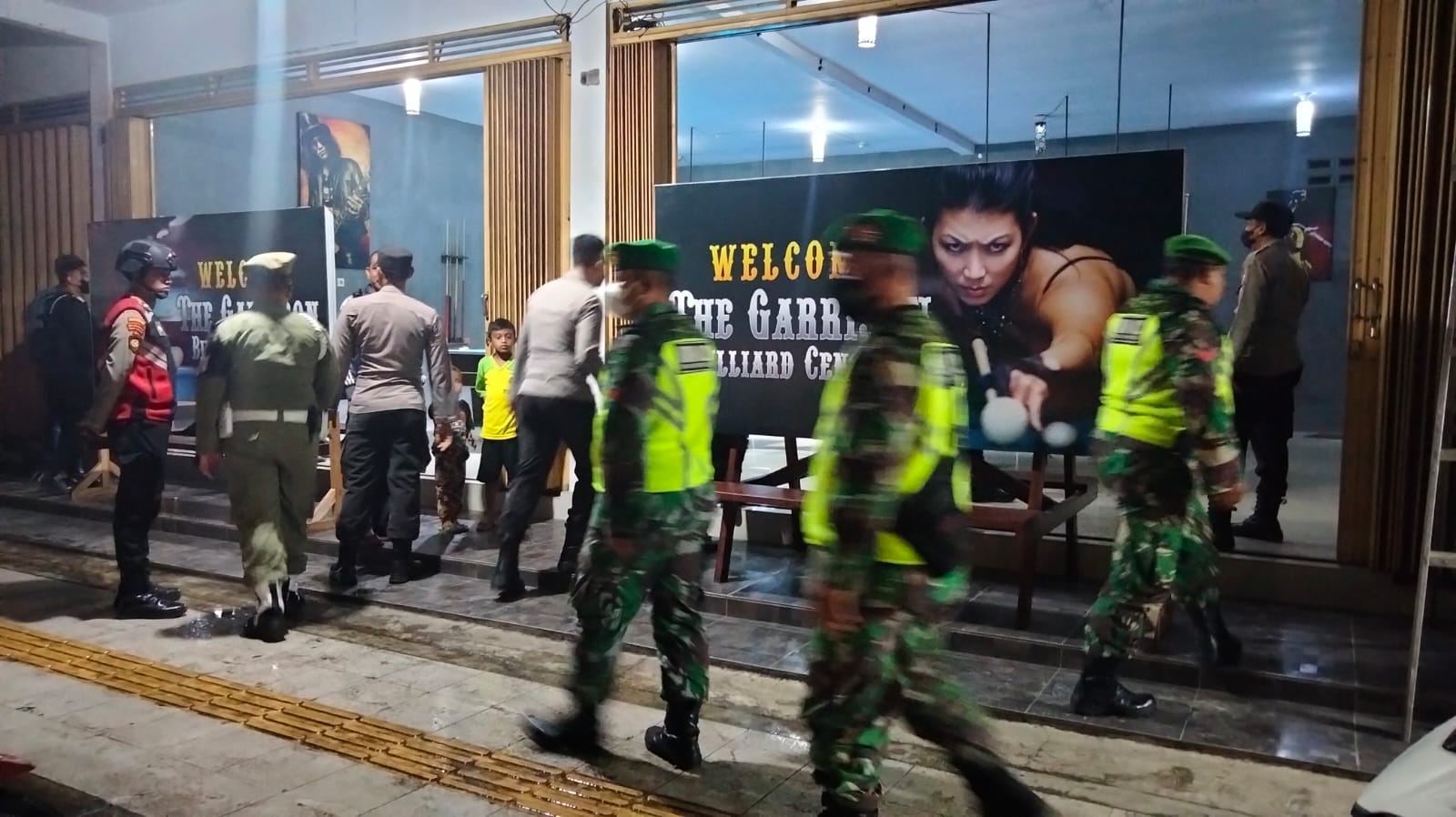 Cegah Tindak Kejahatan KODIM 0822 Bondowoso Adakan Patroli