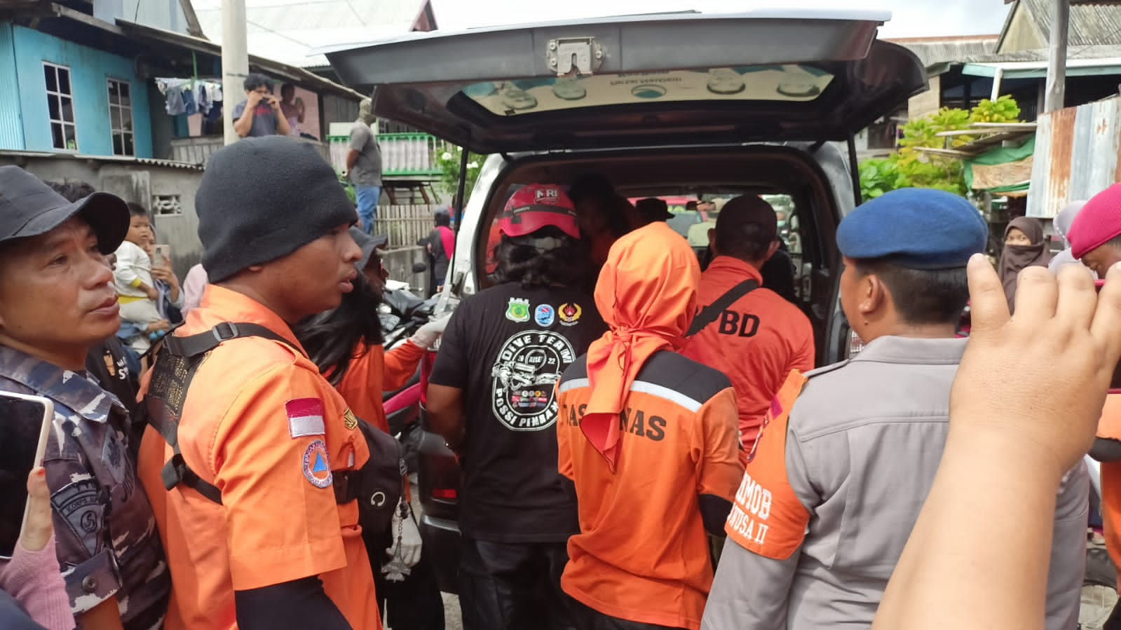 Tim SAR Brimob Parepare, Basarnas dan potensi SAR lainnya berhasil temukan korban tenggelam