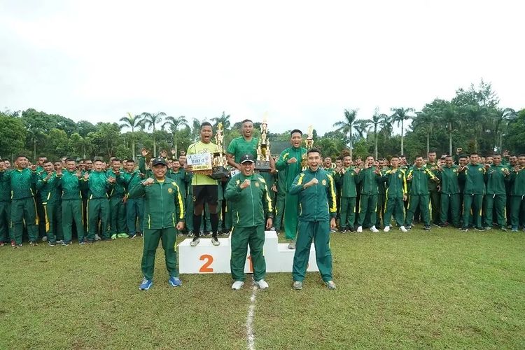 Kasdivif 2 Kostrad Brigjen TNI Primadi Saiful Sulun, S.Sos., M.Si., Tutup Turnamen Vicadha Cup