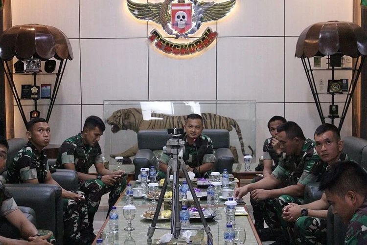 Danbrigif PR 17 Kostrad Kolonel Inf Febi Triandoko Sambangi Markas Tengkorak