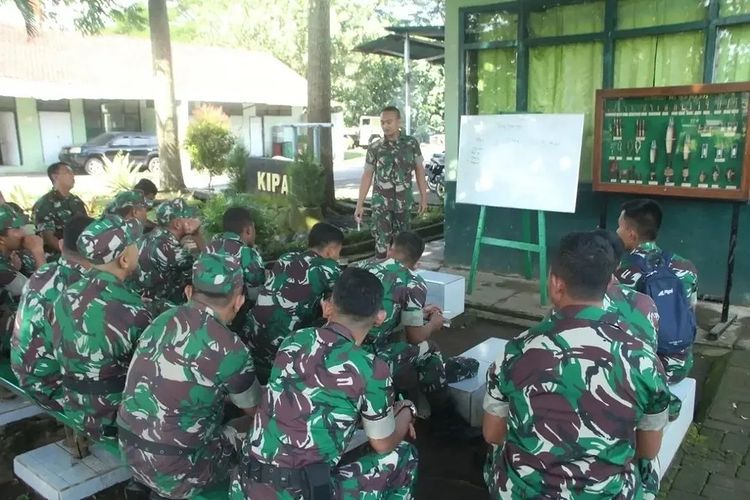 Tingkatkan Kemampuan dan Pengetahuan, Denpal Divif 2 Kostrad