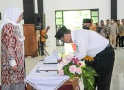 Bupati Lantik 186 Kepala Sekolah SD dan SMP