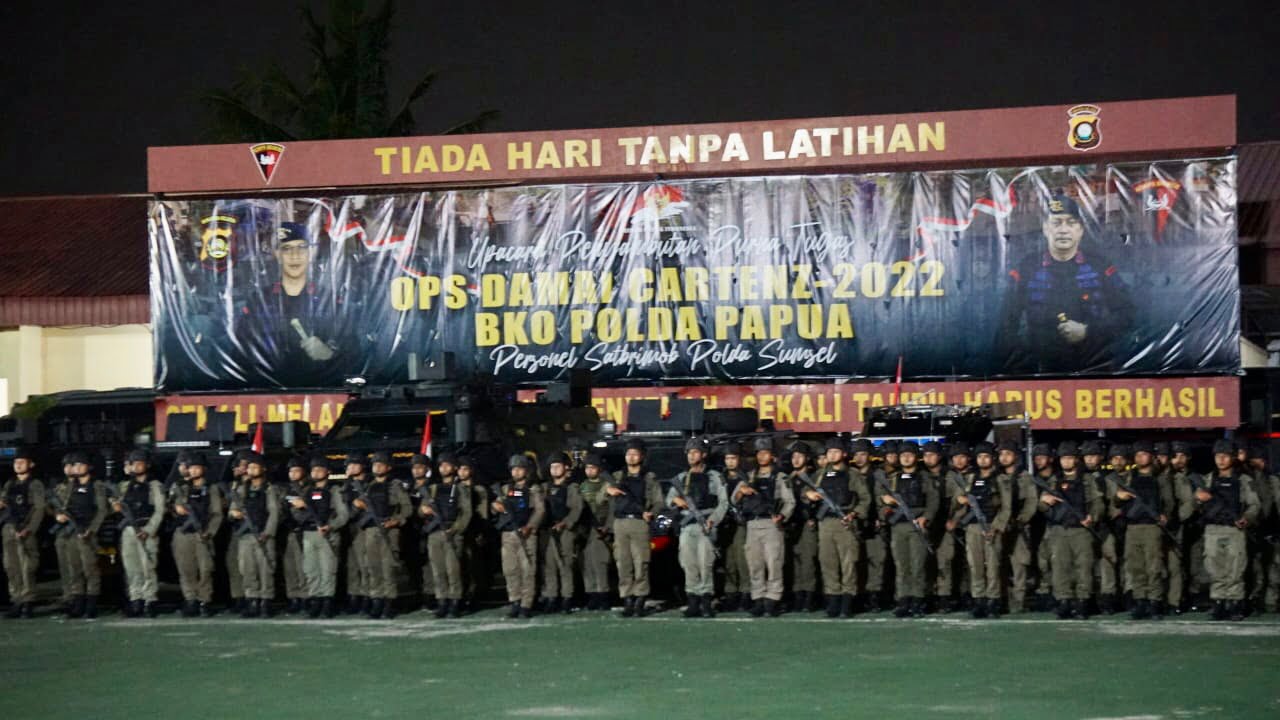 Kapolda Pimpin Upacara Penyambutan 105 Personel Brimob Sumsel, Usai Jalani Tugas Operasi Damai Cartenz-2022 Polda Papua