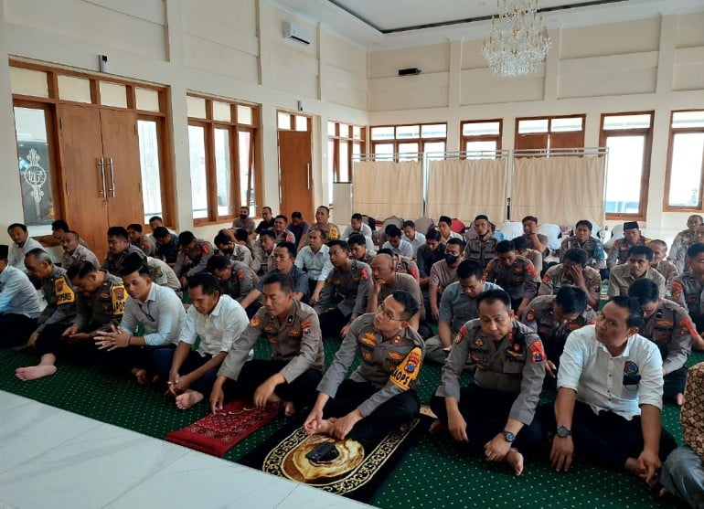 Kapolres Bondowoso Canangkan Program Kultum Untuk Meningkatkan Iman dan Taqwa Seluruh Anggota