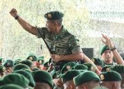 Pangdivif 3 Kostrad Mayjen TNI Novi Helmy Prasetya, S.I.P., M.I.P. Kunjungi Yonif PR 433 Kostrad