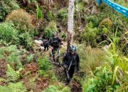 Ciptakan Suasana Kondusif Puncak Papua, Yonif R 303 Kostrad Melaksanakan Patroli Keamanan