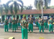 Mampu dan Terampil, Prajurit Kostrad Latih Bela Diri Double Stick