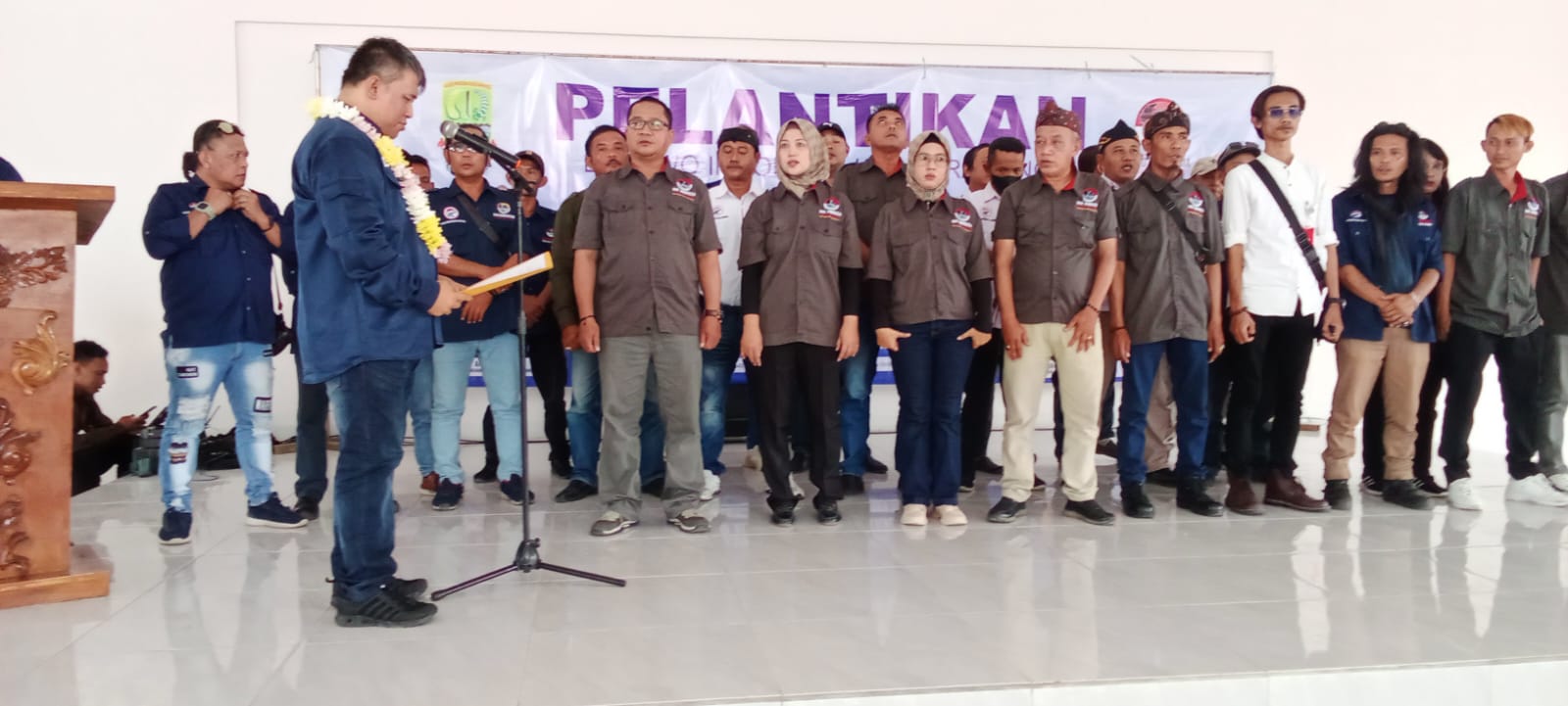 Pesan Bupati Cellica Pada Acara Pelantikan IWO Indonesia Karawang Periode 2022-2027