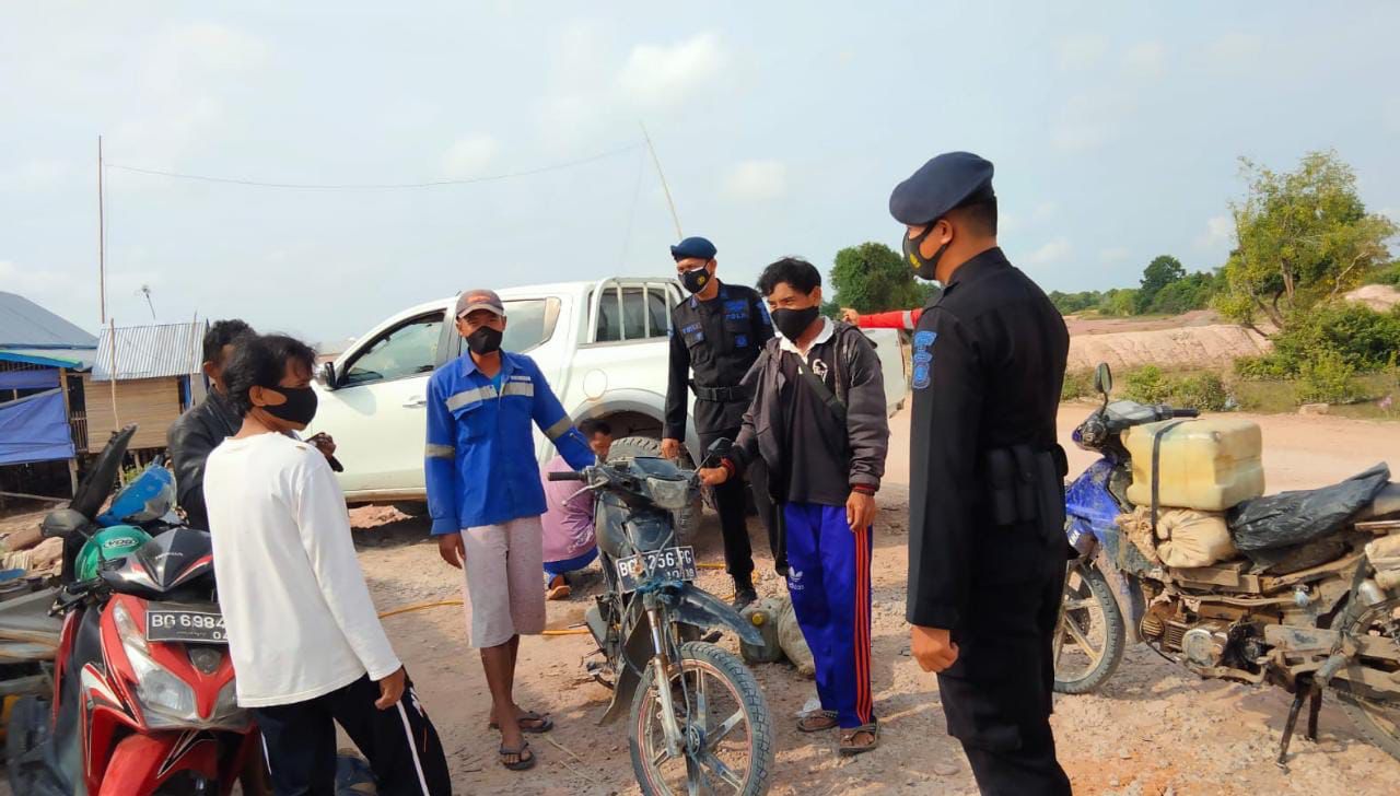 Brimob Tetap Laksanakan Patroli Dialogis Di Hari Libur