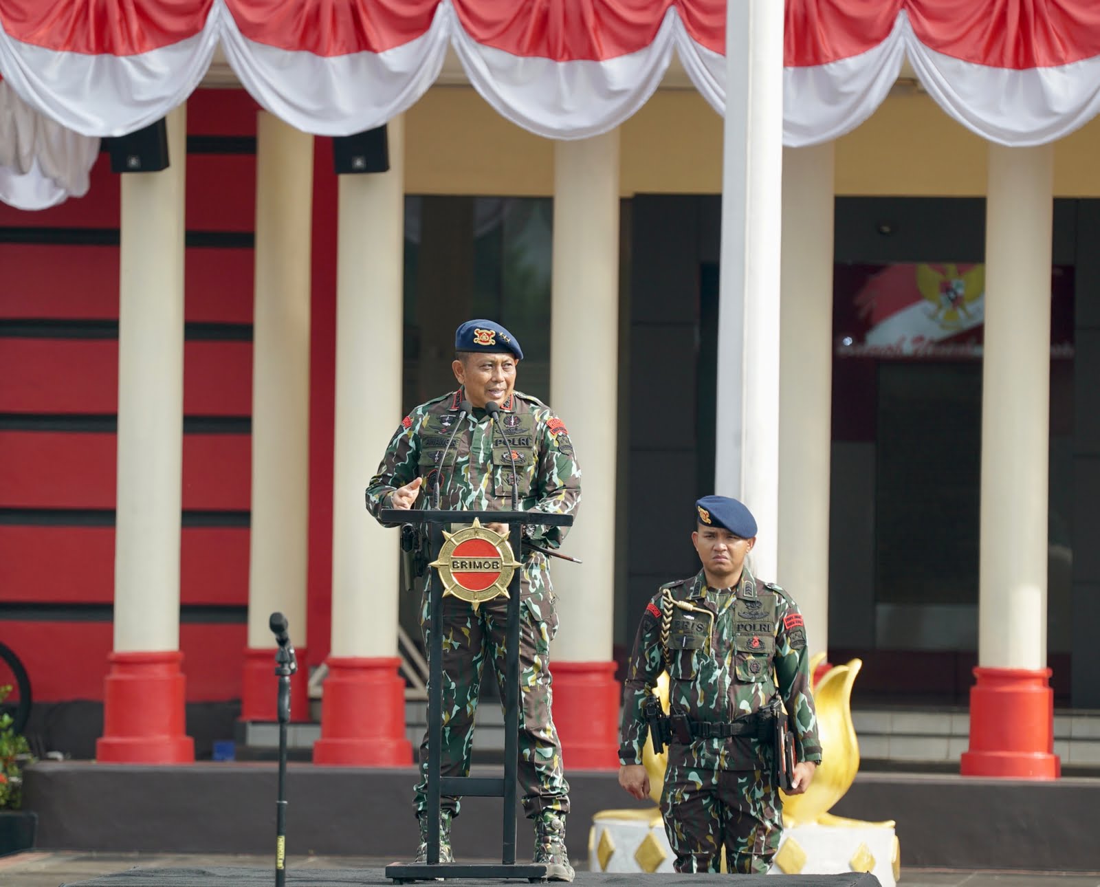 Upacara Hari Kesadaran Nasional (HKN) di lapangan Mako Brimob Kelapadua Dipimpin langsung oleh Komandan Korps Brimob Polri Komjen Pol. Drs,Anang Revandoko.M.I.Kom.,