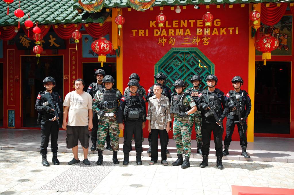 Patroli Gabungan TNI-Polri Menjaga Kamtibmas Di Provinsi Kalbar