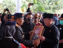 Dankorbrimob Polri Komjen Pol Drs, Anang Revandoko,M.I.Kom.menjadi Irup Upacara Di Pemakaman Ayahanda Kabin