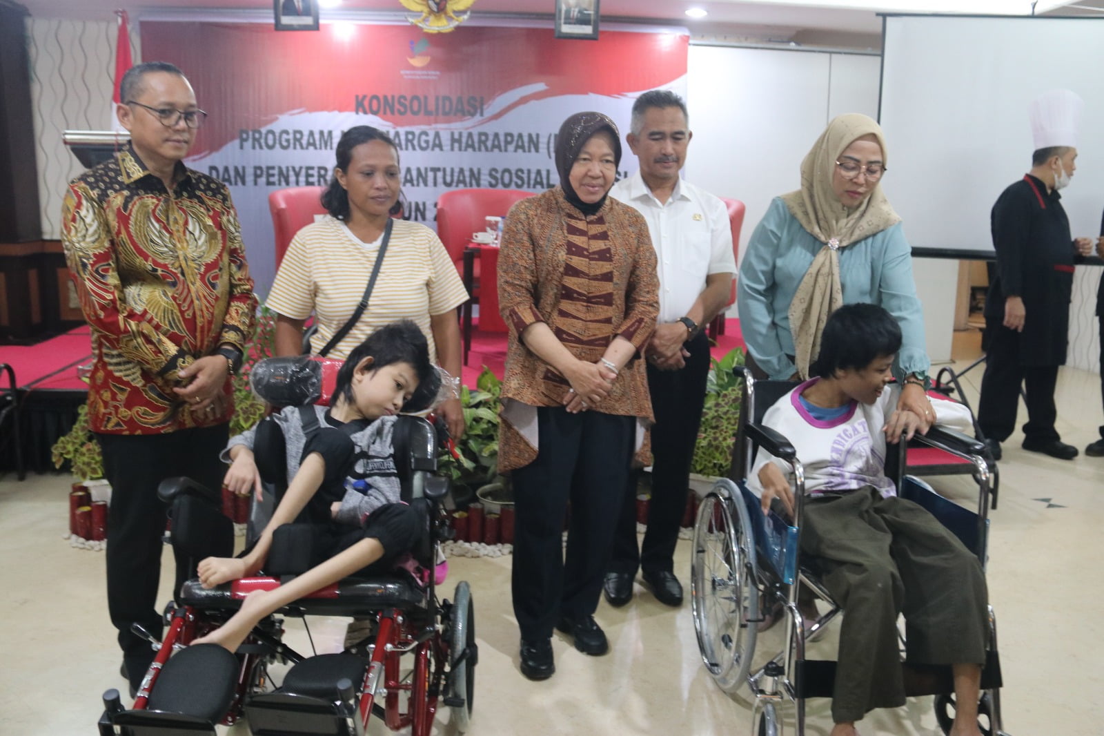 Akhiri Kunker di Kaltara, Mensos Salurkan Alat Bantu Gerak kepada Disabilitas dan Kenalkan Kewirausahaan