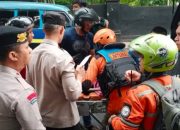 Heroik, Polisi Kota Malang bersama Warga Berhasil Selamatkan Seorang Anak Yang Akan Bunuh Diri 