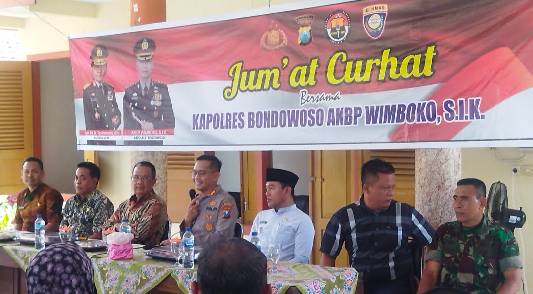 Polres Bondowoso Gelar Vaksinasi Serta Jumat Curhat di Wilayah Kecamatan Tapen