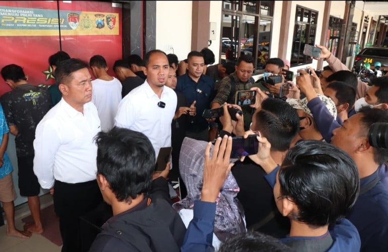 Polres Jombang Sudah Tetapkan Lima Tersangka dari 13 Orang Perguruan Silat yang Berbuat Onar