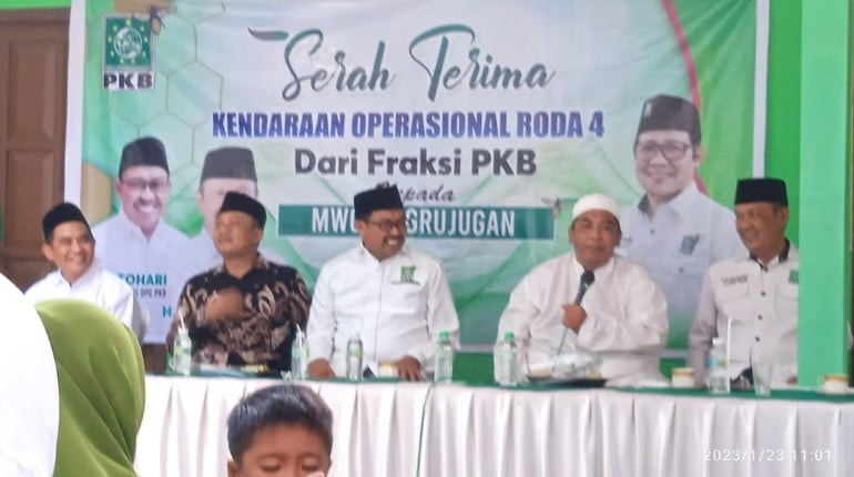 15 MWC NU di Beri 15 Mobil Oleh FPKB Kab.Bondowoso