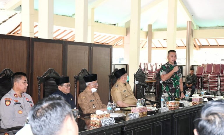 Dandim 0822 Bondowoso Pimpin Rakor Kesiapsiagaan Menghadapi Erupsi Gunung Berapi