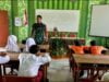 Babinsa Koramil 0822/01 Bondowoso Ajarkan Wawasan Kebngsaan Kepada Siswa SDN 01 Pejaten