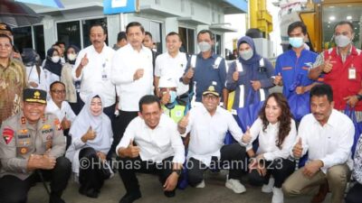 Menhub Bersama Walikota Batam Tinjau KMP Bahtera Nusantara 03