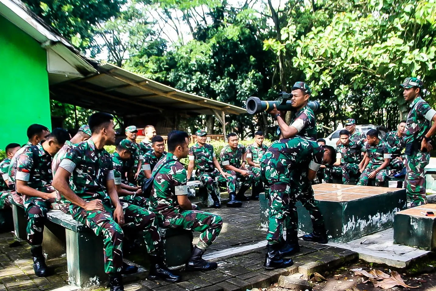 Wujudkan Prajurit Handal, Denpal Divif 2 Kostrad Adakan Kelas Lapangan