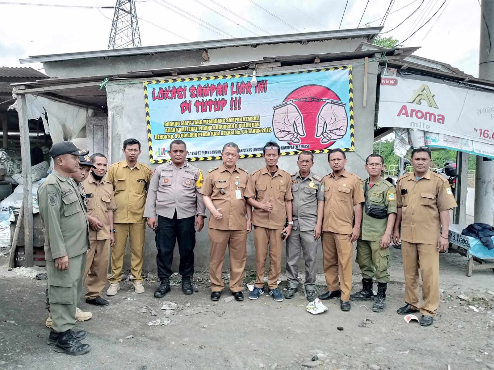 TPA Sampah Liar Di Wilayah Kelurahan Wanasari Cibitung Di Tutup Pasca Viral Diberitakan