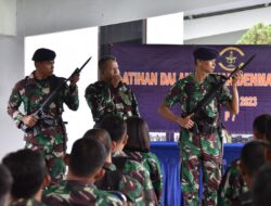 PERKOKOH DISIPLIN, PRAJURIT KOLINLAMIL ASAH KEMBALI LATIHAN DASAR MILITER