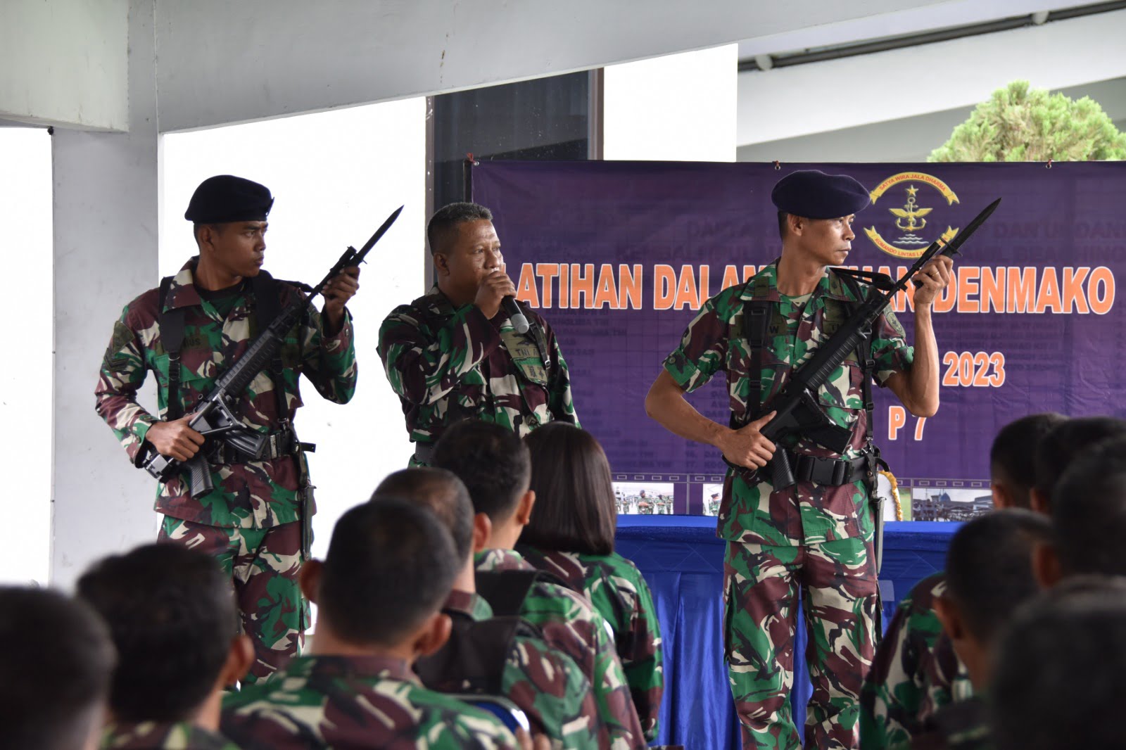 PERKOKOH DISIPLIN, PRAJURIT KOLINLAMIL ASAH KEMBALI LATIHAN DASAR MILITER