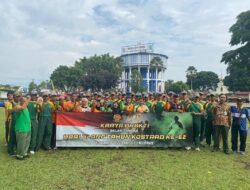 Semakin Bersih Alun Alun Magelang, Prajurit Kostrad Peduli Kebersihan Kota Magelang