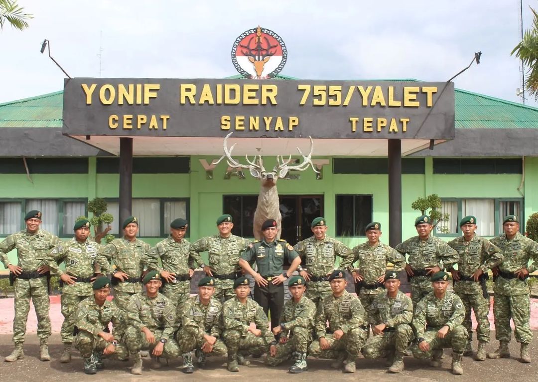 Estafet Kepemimpinan Kompi dan Pelepasan Perwira Terbaik Yonif Raider 755/Yalet Kostrad