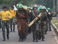 Tanamkan Semangat dan Cinta Satuan, Tradisi Warga Baru Yonarhanud 1 Kostrad