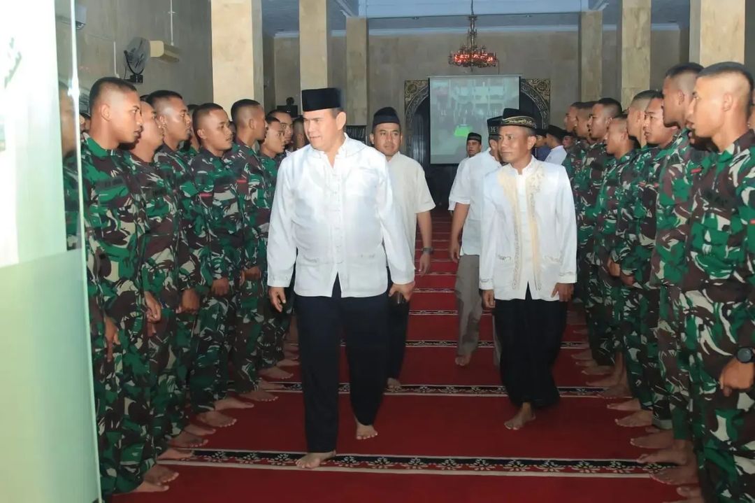 Pangdivif 2 Kostrad Mayor Jenderal TNI Syafrial, PSC., M.Tr.(Han) Bersama Prajurit Peringati Isra Miraj Nabi Muhamad SAW Secara Virtual