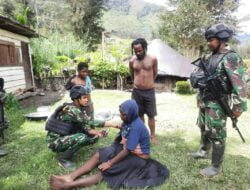 Sehat Masyarakat Pegunungan Papua, Gelar Pengobatan Gratis Sambut HUT Ke-62 Kostrad