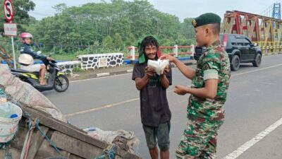 Berkah Nasi Kotak Untuk Warga Kurang Mampu, Buaya Putih Hadir di Masyarakat Menjadi Solusi