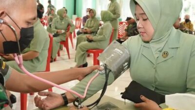 Perkuat Imunitas dan Tingkatkan Titer Antibodi, Klinik Pratama Divif 1 Kostrad Berikan Vaksin Prajurit dan Persit