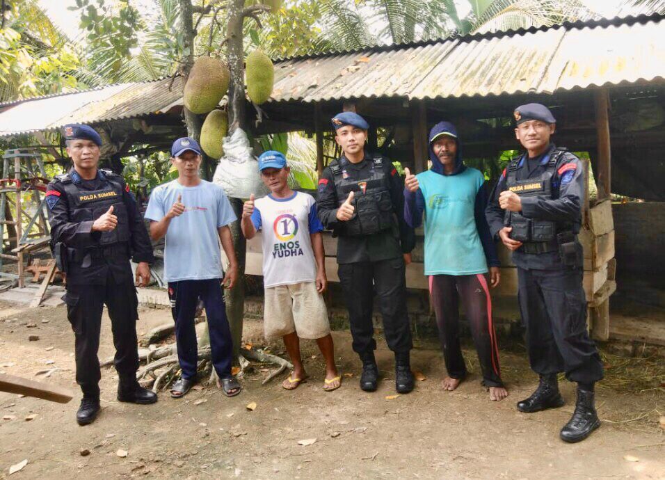 Laksanakan Patroli Rutin, Brimob Sumsel Berikan Rasa Aman Ke Masyarakat