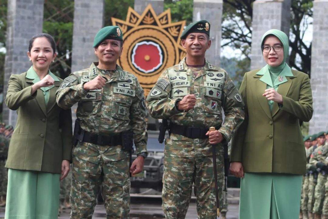 Pangdivif 3 Kostrad Mayjen TNI Novi Helmy Prasetya, S.I.P., M.I.P., Pimpin Penyerahan Jabatan Danbrigif PR 3/TBS dan Asintel Kasdivif 3 Kostrad