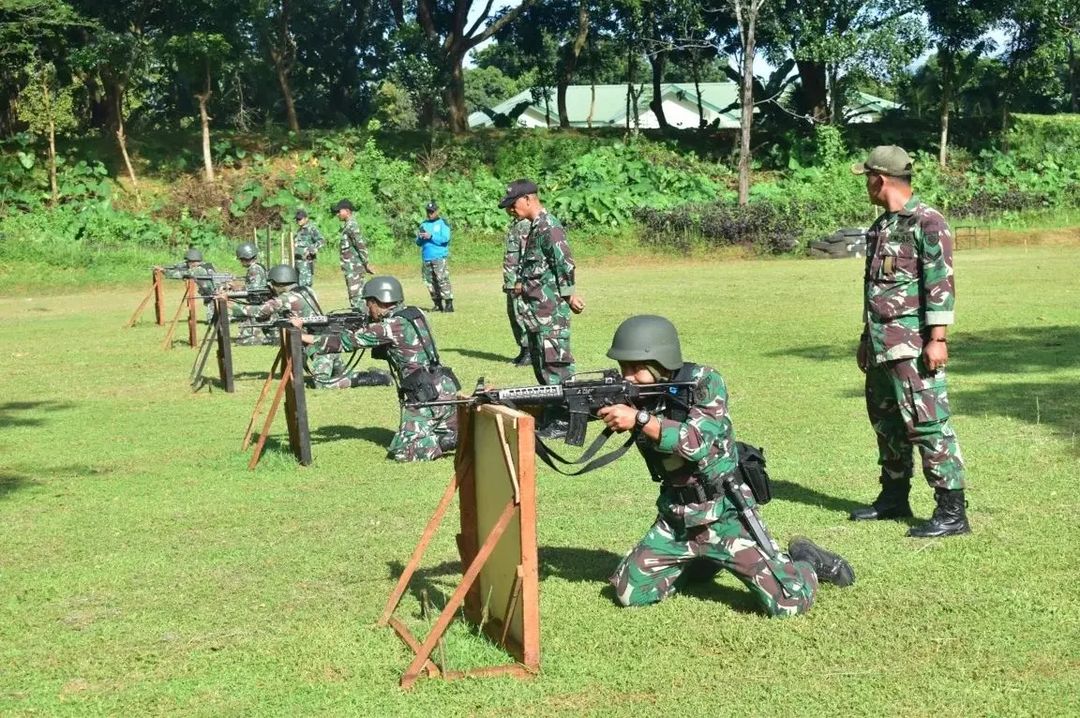 Songsong HUT Ke-62 Kostrad, Brigif R 9 Kostrad Lomba Binsat