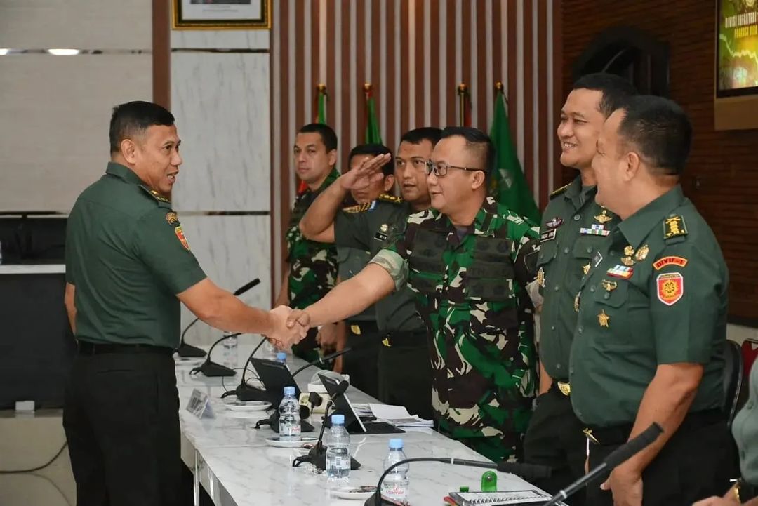 Taklimat Akhir Penutup Rangkaian Post Audit TA 2023, Irdivif 1 Kostrad Brigjen TNI Agus Firman Yusmono, S.I.P., M.Si. Tutup Kegiatan di Madivif 1 Kostrad