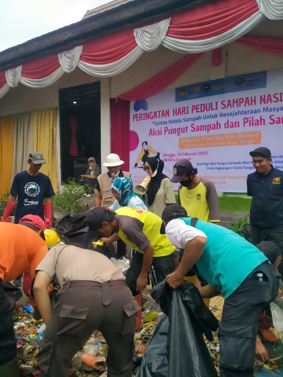 DLH Purwakarta Gelar Aksi Pungut dan Pilah Sampah 