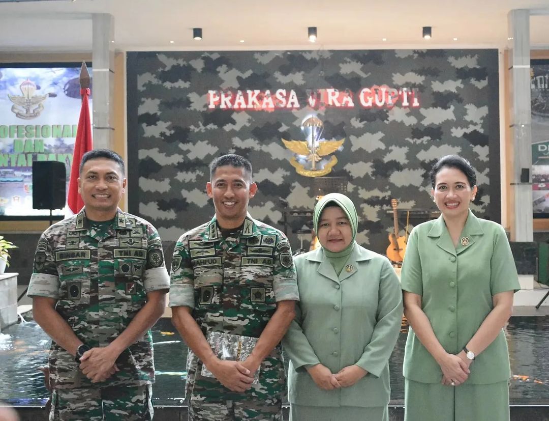 Pangdivif 1 Kostrad Mayjen TNI Bobby Rinal Makmun, S.I.P. Pimpin Acara Penyerahan Jabatan Asren Divif 1 Kostrad