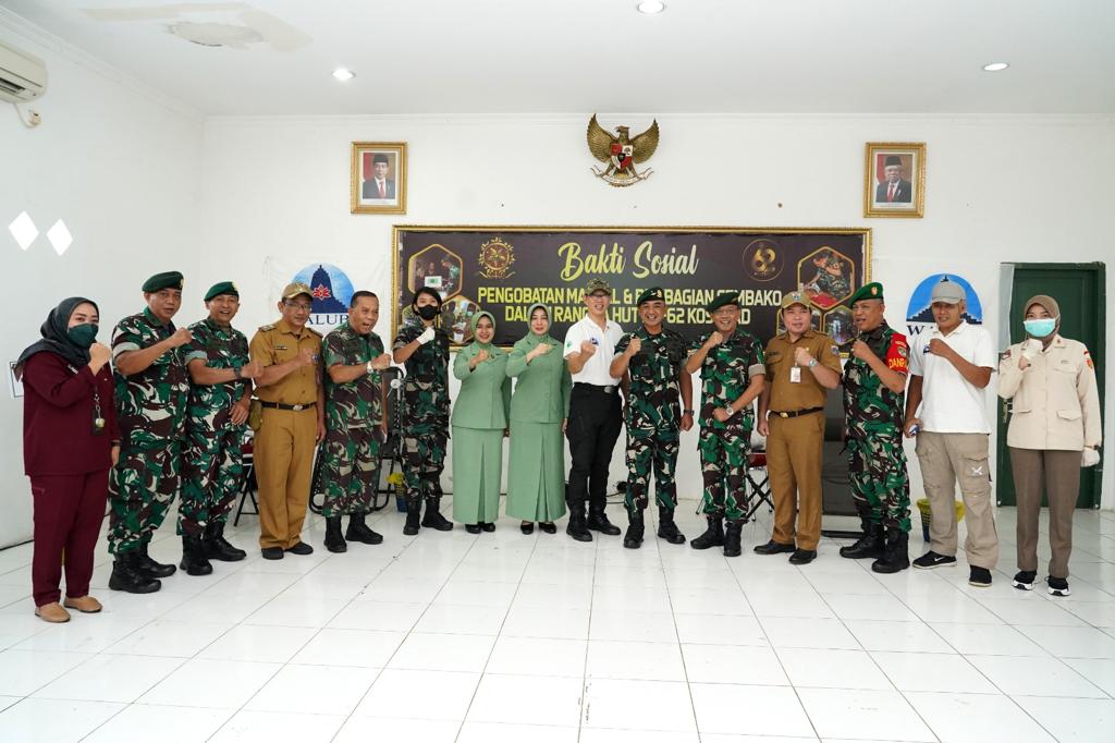 Bakti Sosial Pembagian Sembako dan Pengobatan Umum Dalam Rangka HUT Ke-62 Kostrad Tahun 2023