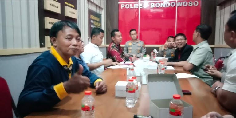 Audiensi LPHI -FPANN terkait Dugaan Penyerobotan Tanah Di Desa Pancoran Kecamatan Bondowoso. 